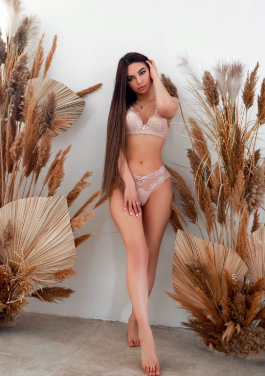 avcilarescortmeryem-1 Avcılar Escort Meryem Görüşmelerime Oldukça Bakımlı Geliyorum